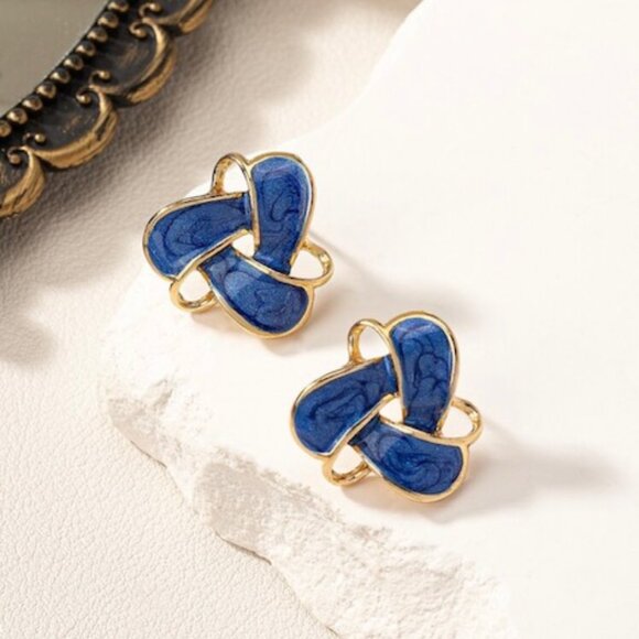 Blue Geometric Triangle Resin Earrings for women - Picture 2 of 4